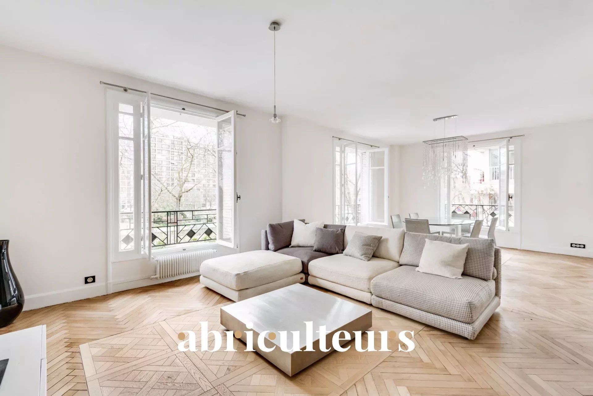 Appartement 5 pièces de 125 m2 en vente dans le 4ème arrondissement de Paris - Idéal pour les familles