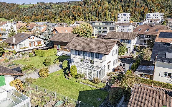 Gut unterhaltenes Einfamilienhaus nahe Thun