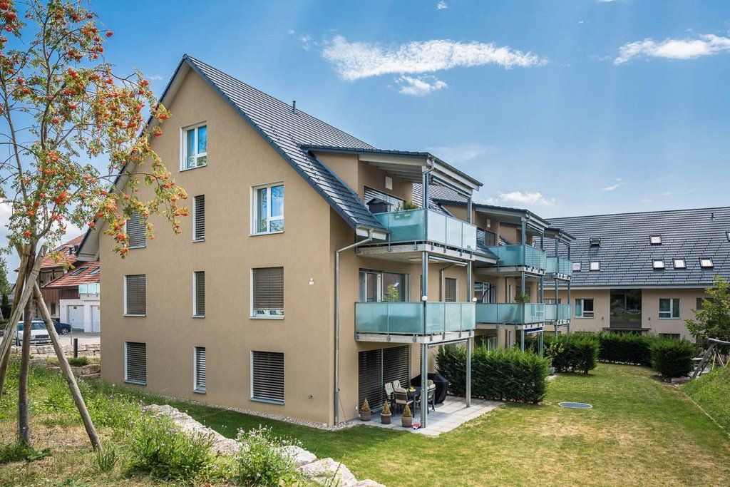 Moderne 3.5-Z'Wohnung mit Balkon und Waschturm