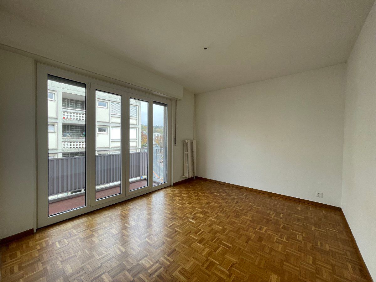 Nice 2.5 room apartment in a great location.