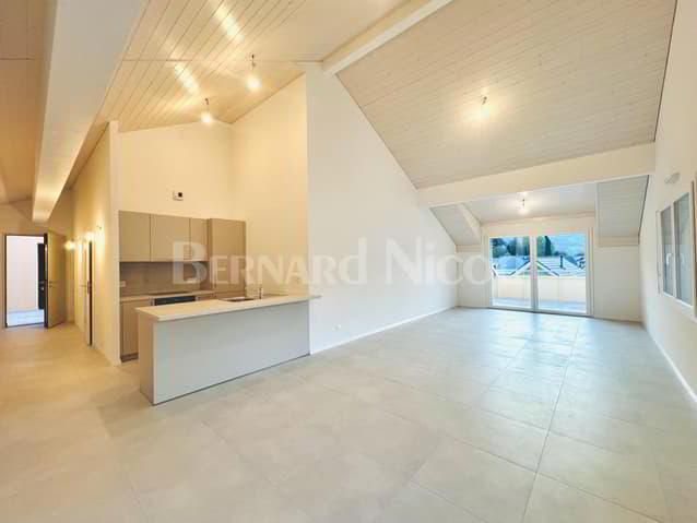 Superb new 3.5 room apartment of 108m2 + balcony in the attic