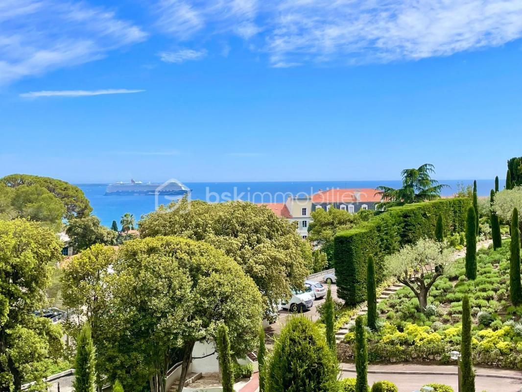 EXCLUSIVITE - CANNES - CROIX DES GARDES - 132 M² - 4 PIECES - VUE MER - CALME - PISCINE - PARKING