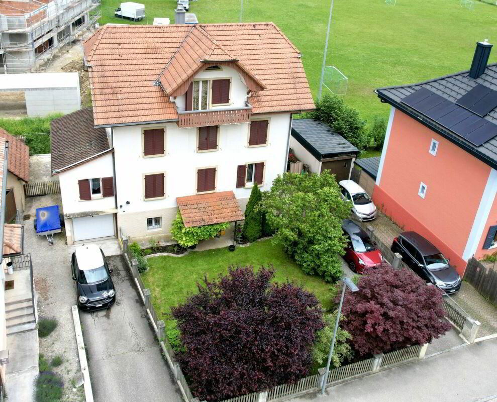 House for sale in Sonceboz-Sombeval, Switzerland