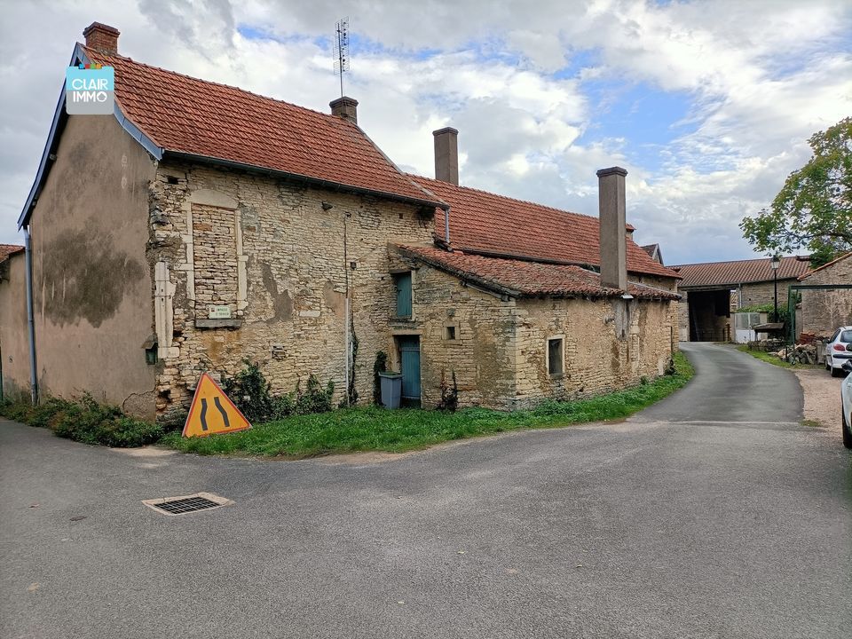 A CLESSE PROCHE MACON ENSEMBLE IMMOBILIER DE 125 m²