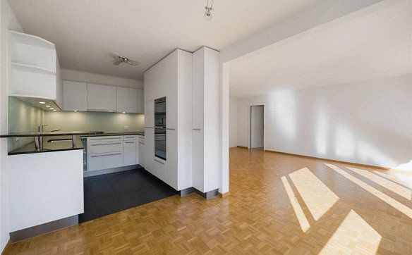 Grosszügige 4½ Zimmerwohnung in Belp