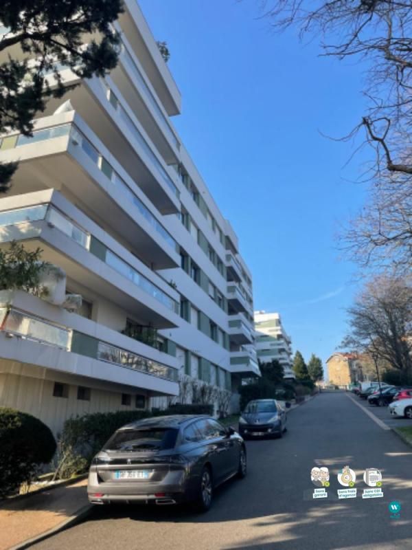 LOCATION : appartement 3 pièces (55 m²) à Caluire-et-Cuir