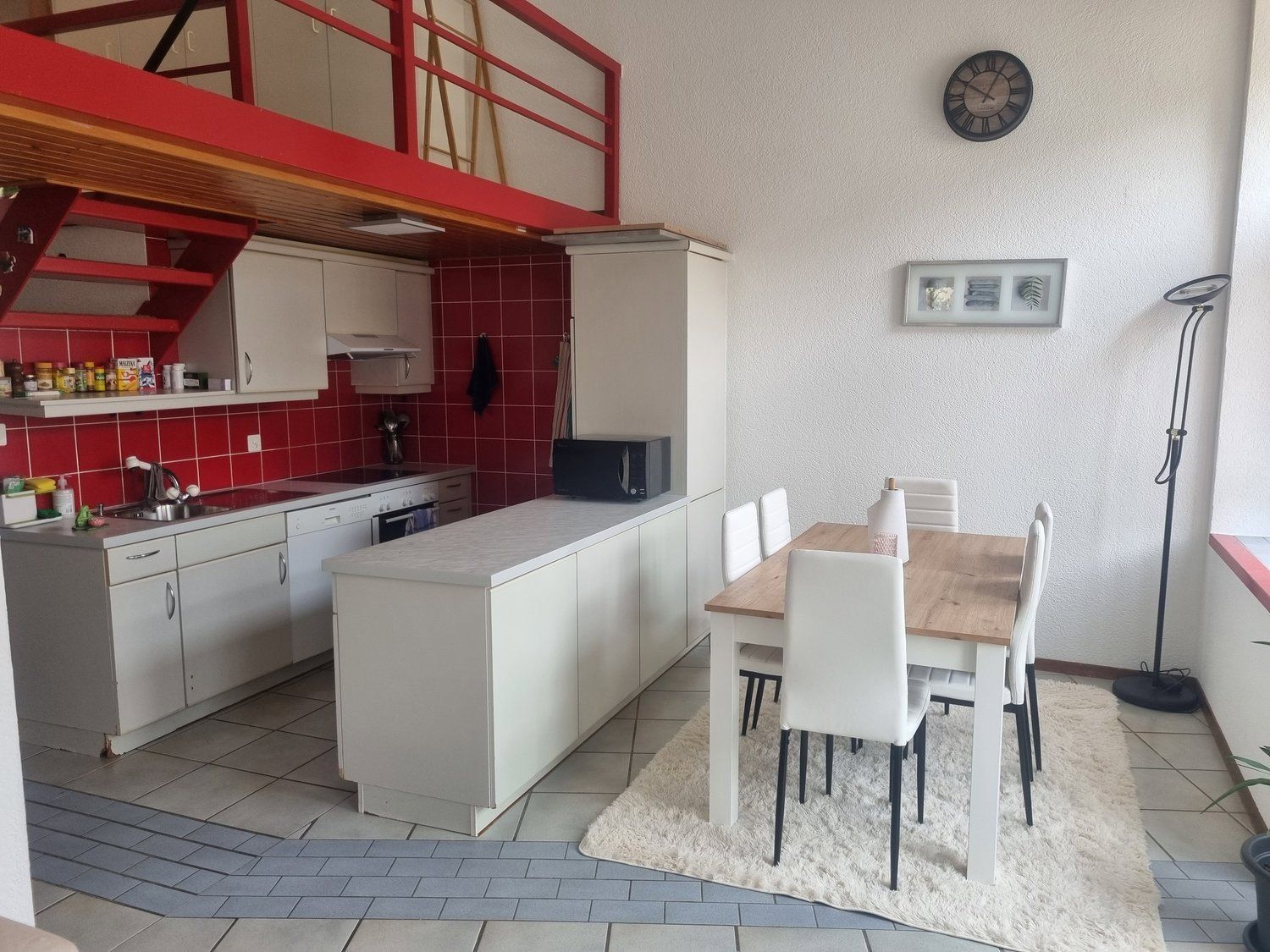 APPARTEMENT EN DUPLEX ET TERRASSE