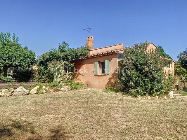 Villa plain pied sur 1493 m2 Terrain