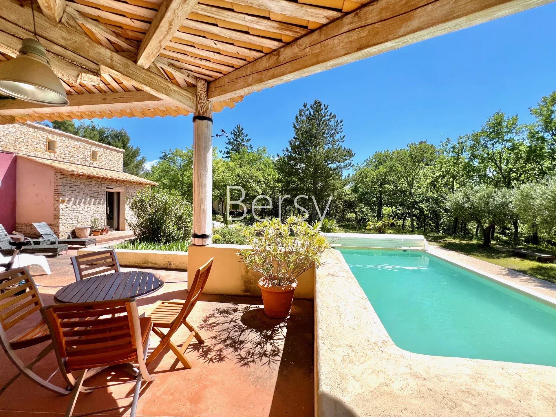 Propriété exclusive  - Vue Ventoux - Amoureux de Nature