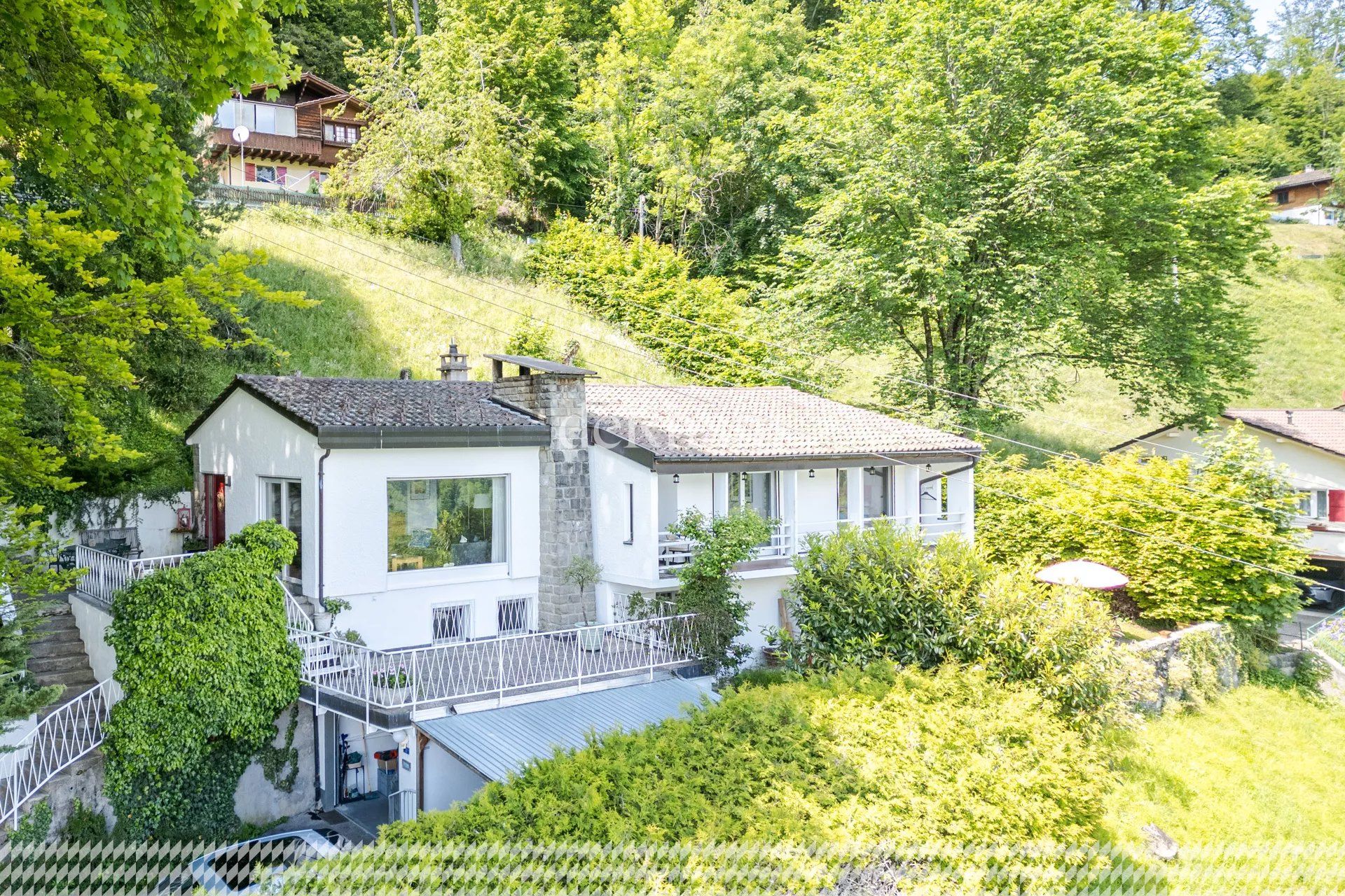 Splendide villa individuelle de 6.5 pcs entre nature et vue sur le Lac