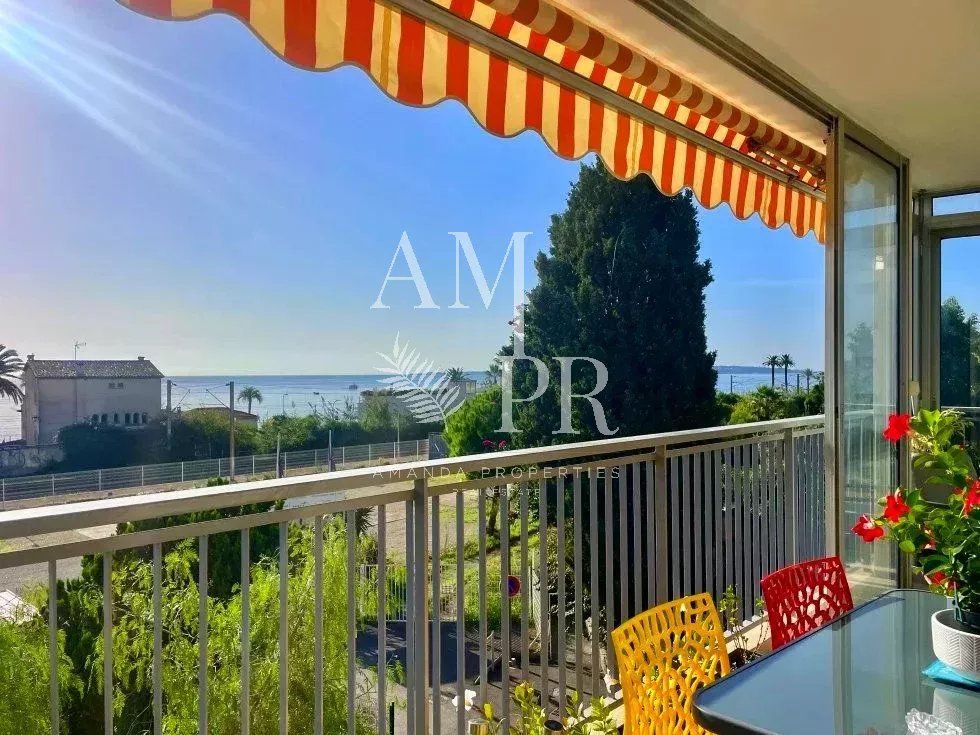 Appartement Vue Mer avec Terrasse d'Angle - Golfe-Juan, à 2 min des Plages