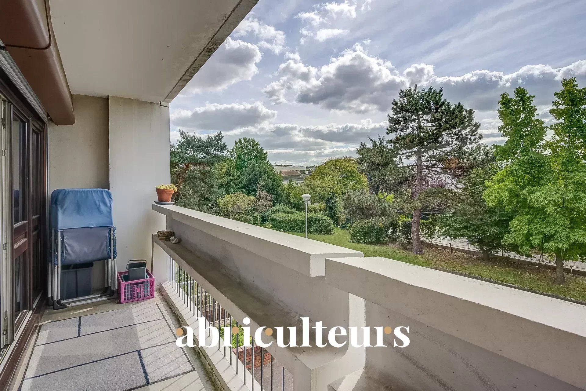 Appartement 4 pièces avec balcon et garage - Rueil-Malmaison - 78 m²