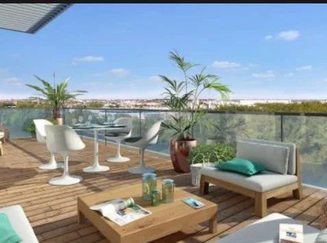 4P DERNIERE ETAGE DOUBLE TERRASSE  AVEC ROOF TOP