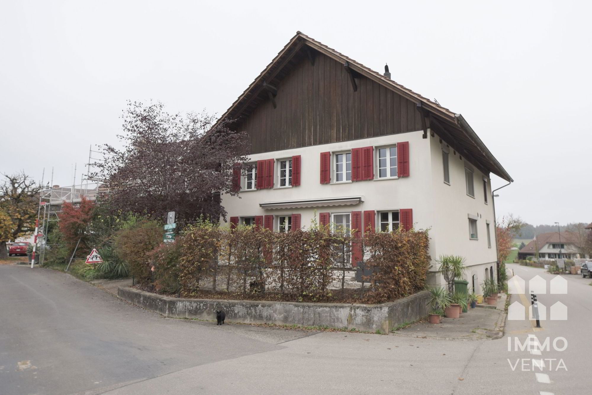 4-Zimmer-Haus mit separater Zweizimmerwohnung