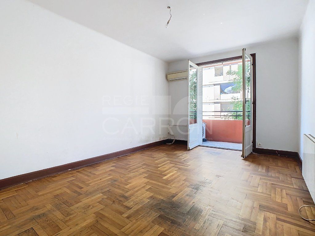 VILLEURBANNE / PROXIMITE MEDIPOLE T3 71m² + BALCON 199000€