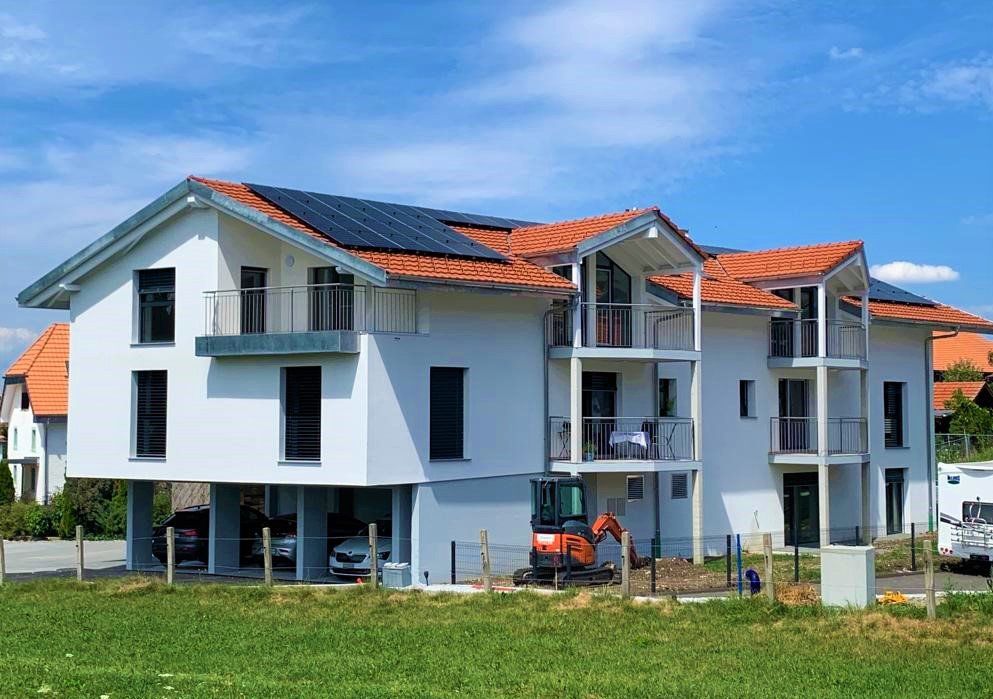 Appartement moderne de 3,5 pièces avec balcon dans un quartier calme et familial