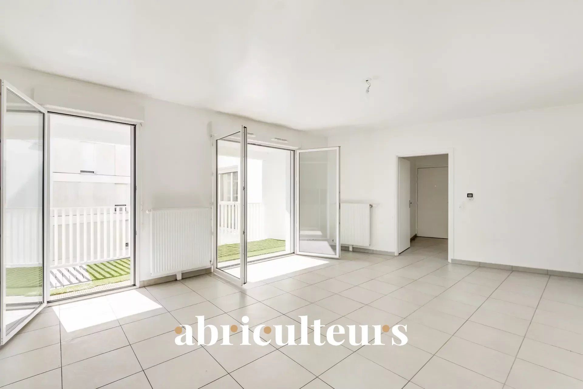 Appartement 3 pièces de 69 m² à Aubervilliers : Votre nouveau chez-vous !