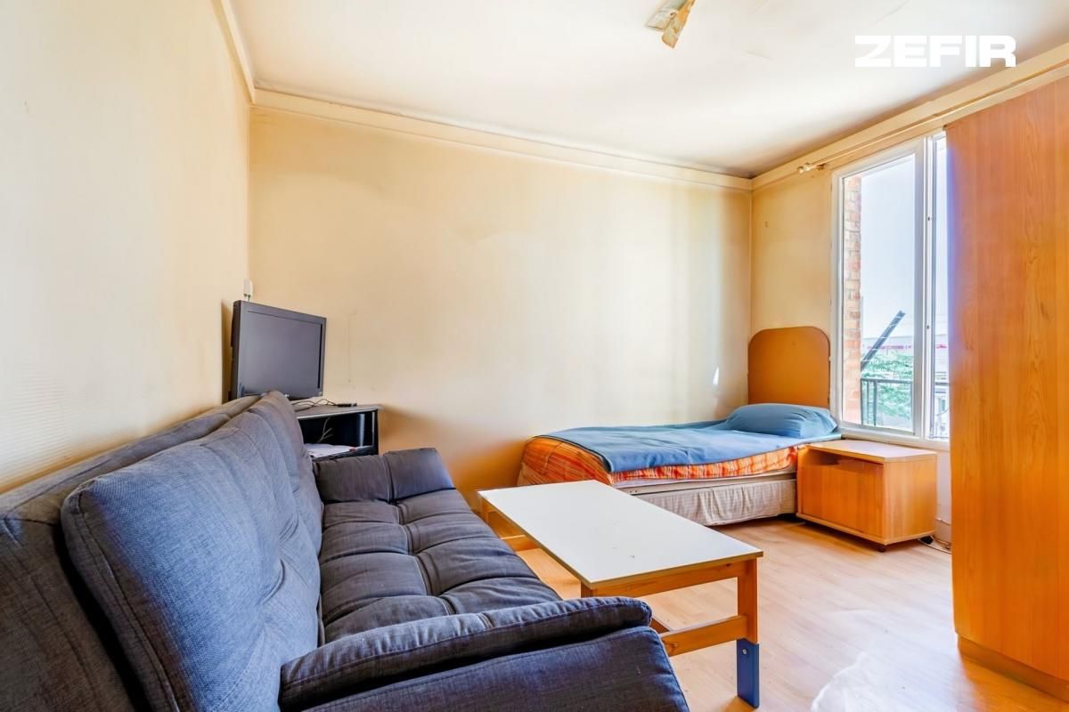 Studio 25,92m2 à vendre à Clichy