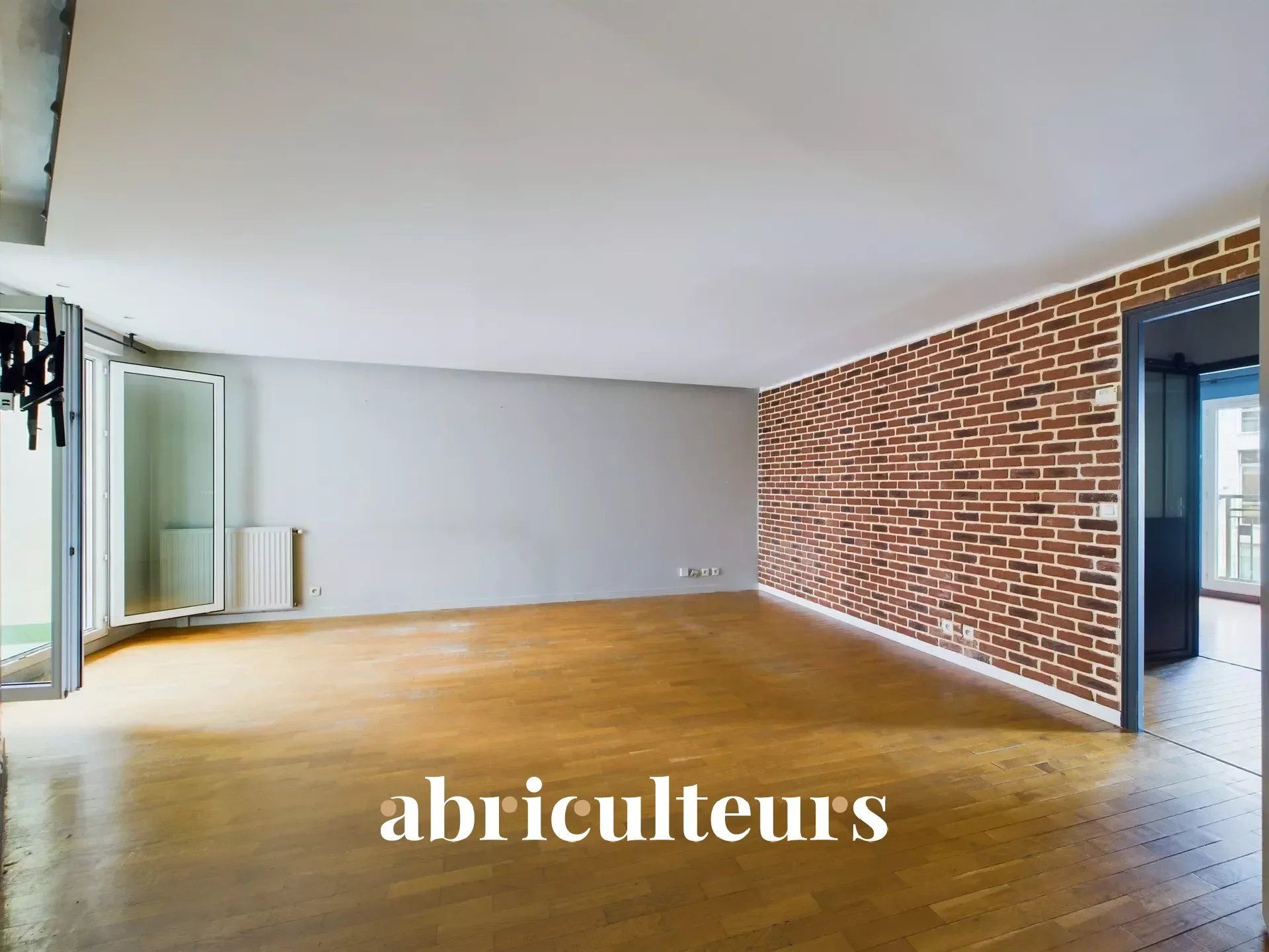 Appartement T3 de 63 m² avec balcon - Avenue de l'Arche - Courbevoie