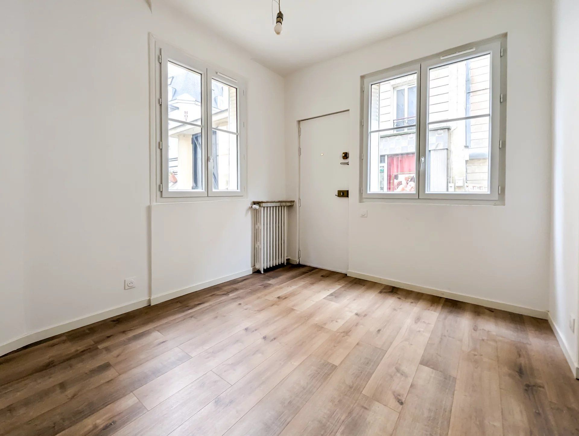 2 pièces 24 m2 - Montparnasse - Paris 14ème - Profession Libérale