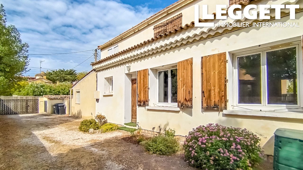 Maison 105m², terrasse, jardin, trois chambres, spacieuse pièce de vie, au calme, proche commodités, La Garde