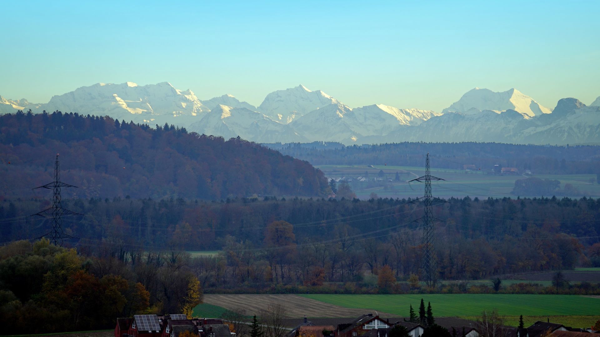 5½-Zimmer-Terrassenhaus mit Aussicht auf Alpen und Aarelandschaft