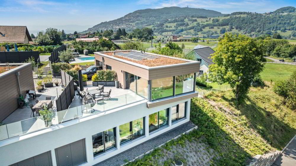 Coup de coeur assuré à St-Légier ! Magnifique villa 5.5 pièces de standing