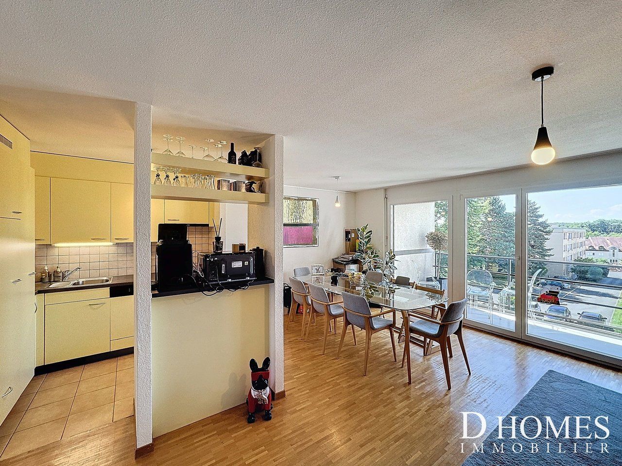 SOLE AGENT - Beautiful 3.5 room apartment with two balconies