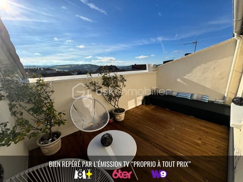 Magnifique appartement traversant en plein centre ville de Saint-Genest-Lerpt