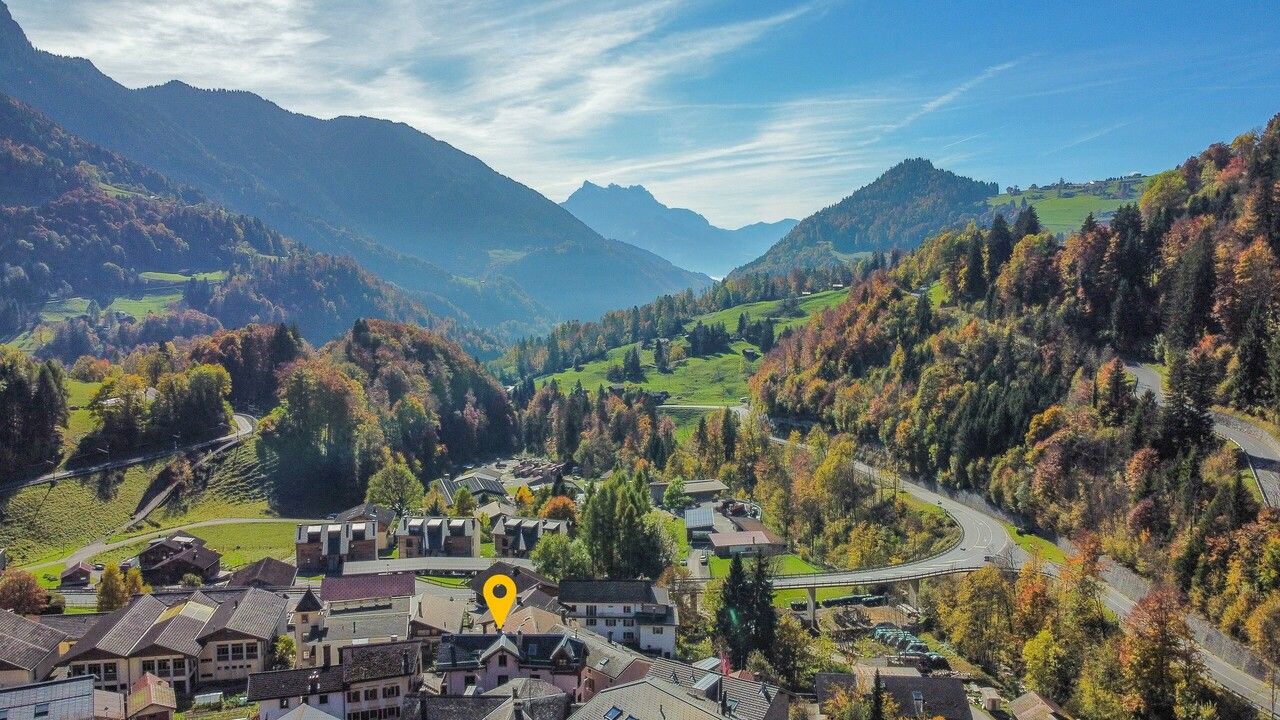 IMMEUBLE - AU COEUR DU VILLAGE - VUE PANORAMIQUE - EN EXCLUSIVITÉ