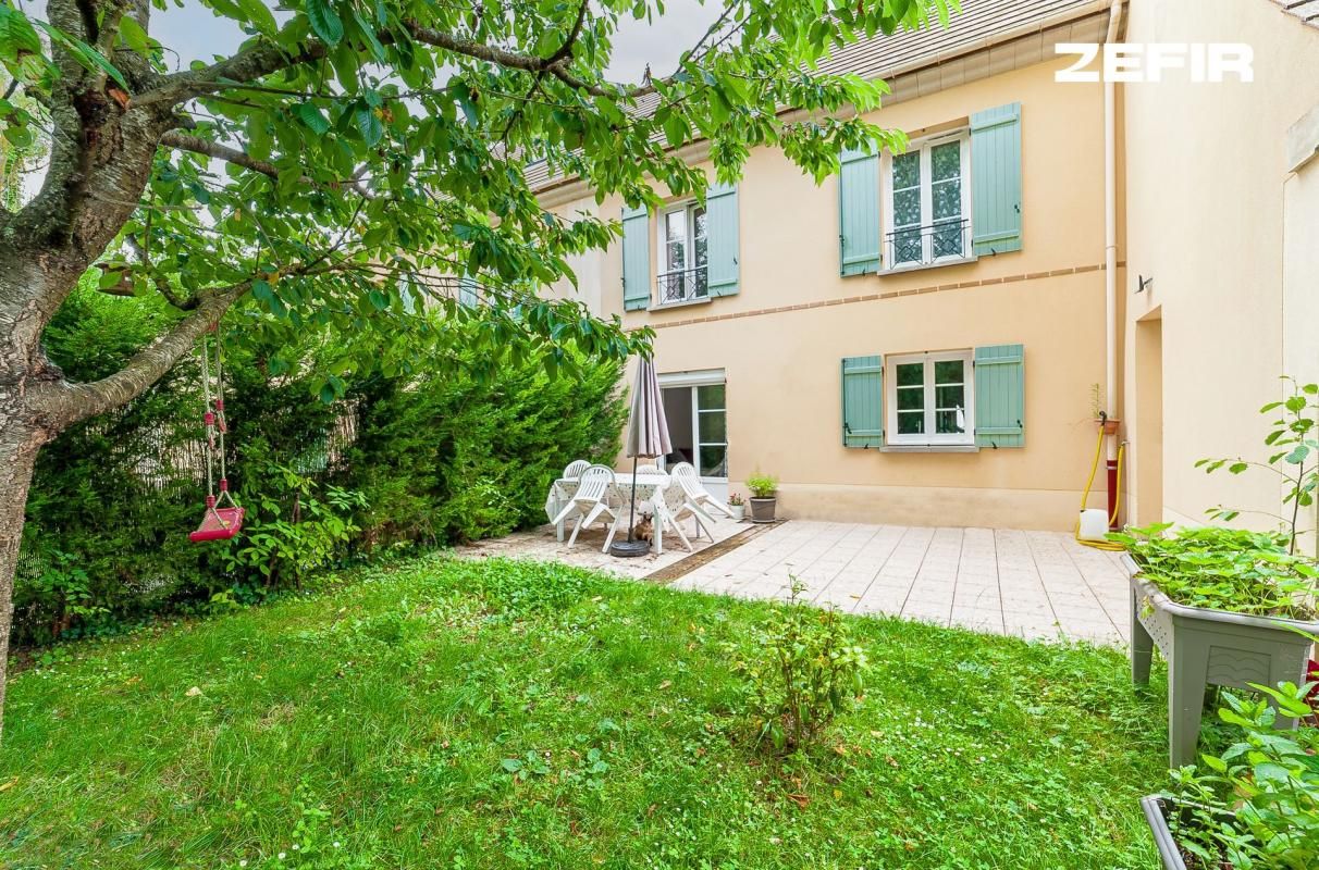 Maison 4 pièces avec jardin, terrasse et parking à Mello