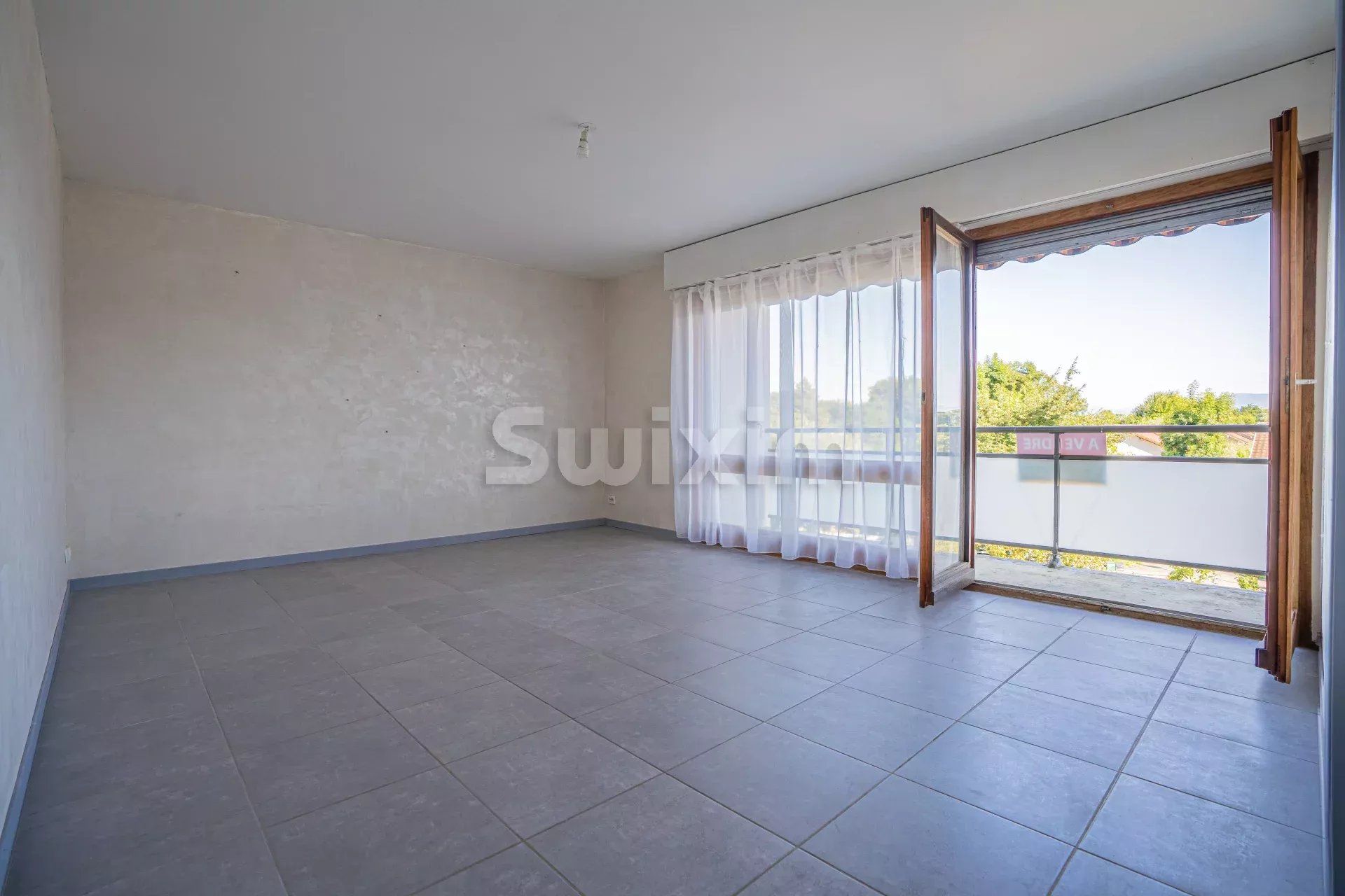 Appartement T3 de 73m2 avec balcon et cave!