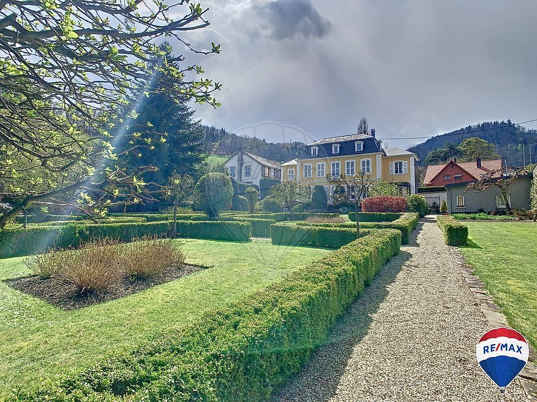 Château 5 chambre(s) à vendre