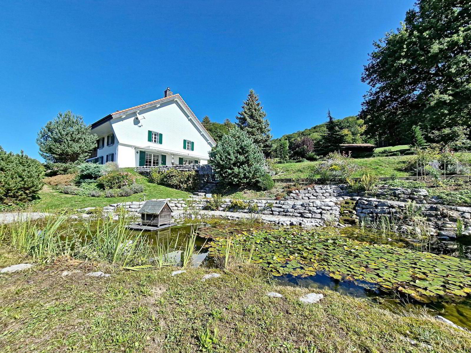 Propriété de campagne dans un cadre idyllique