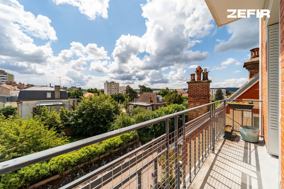 Appartement lumineux de 3 pièces de 73 m2 en vente à Rueil-Malmaison