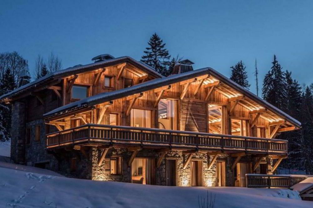 Luxueux chalet muni de domotique, spa, dressings et grand garage au sous-sol avec plus de 472 m2 habitables | dreamo.ch