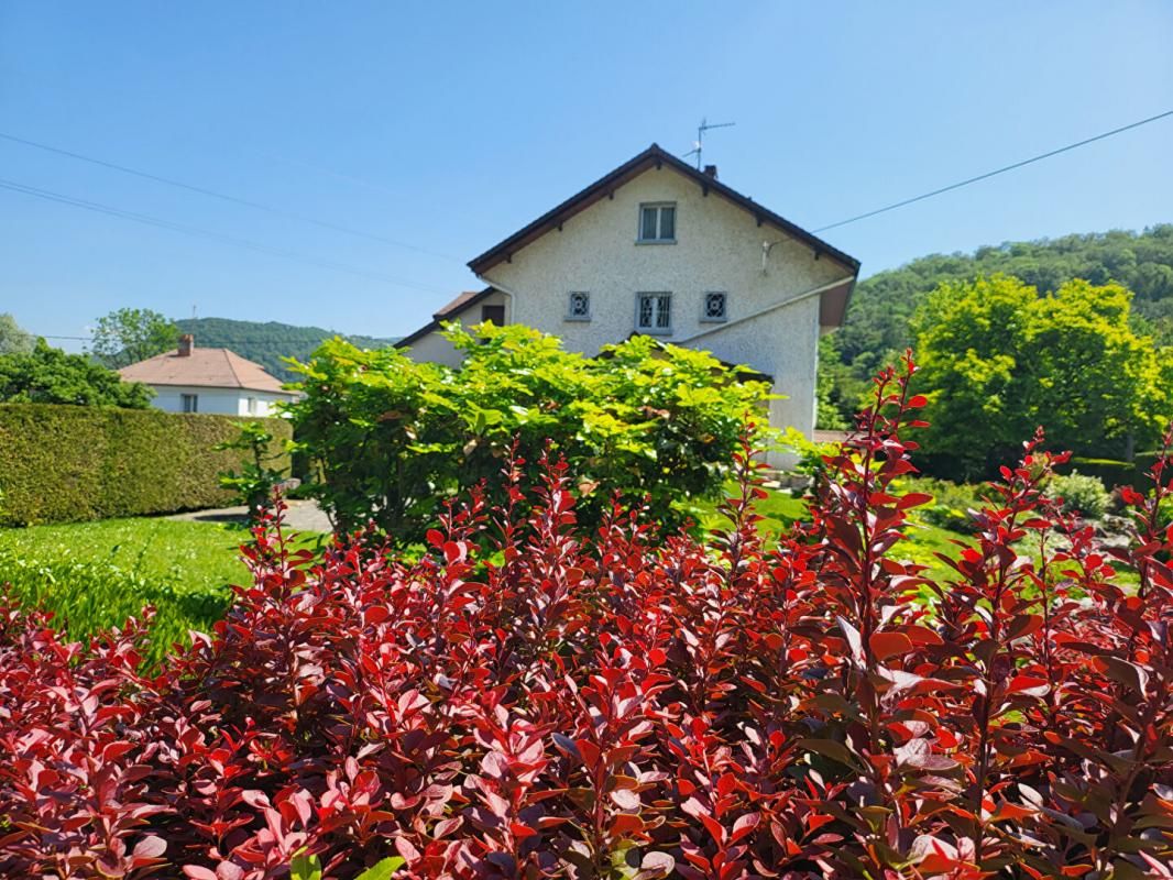 Maison Pont De Roide Vermondans 8 pièce(s) 227 m2