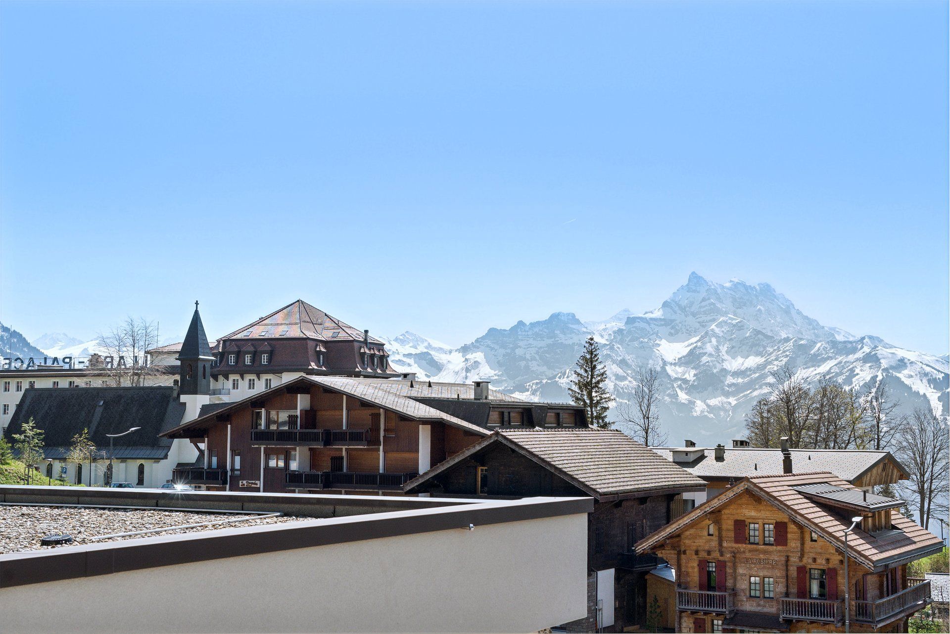 VILLARS centre, beau 2.5 pces avec vue et commodités hôtelières