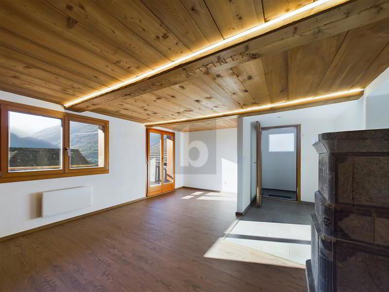 BRIGHT ROOMS WITH MOUNTAIN VIEWS AND SUN TERRACE