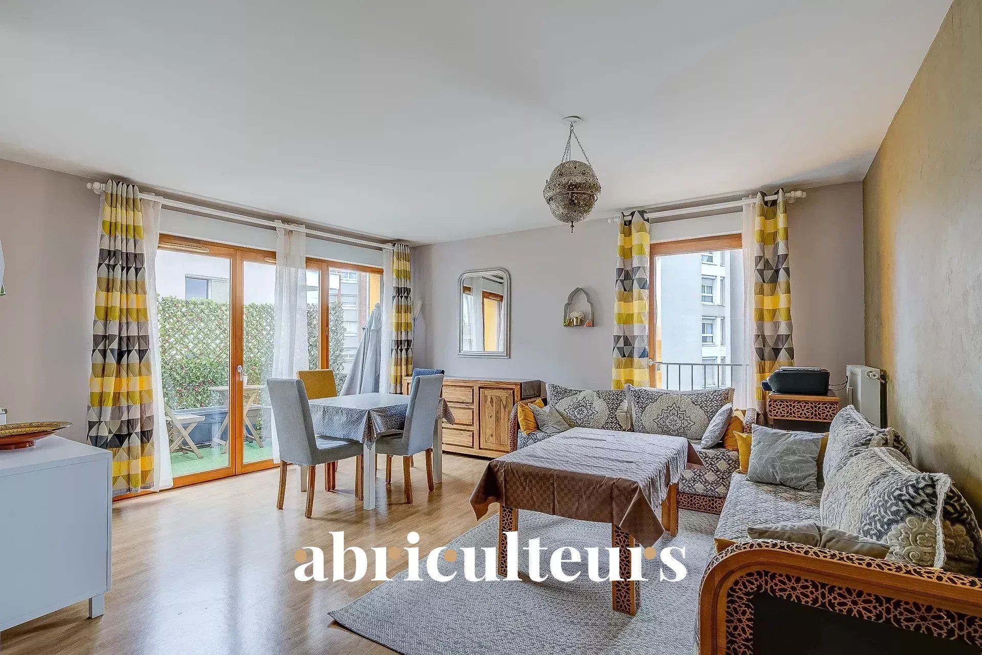 Appartement 3 pièces de 66 m2 en vente à Bezons - Idéal pour les familles ou les primo-accédants.