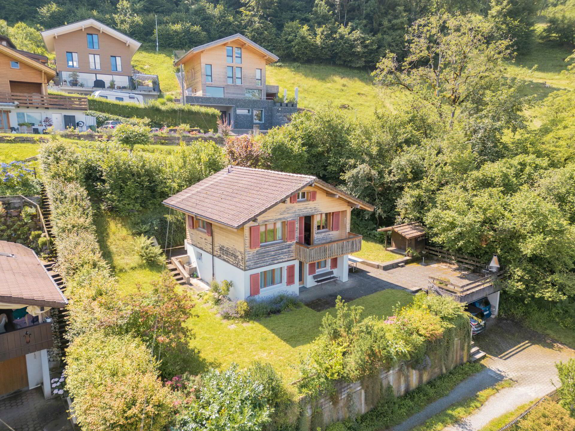 Chalet mit Sicht auf den Thunersee, Leissigen