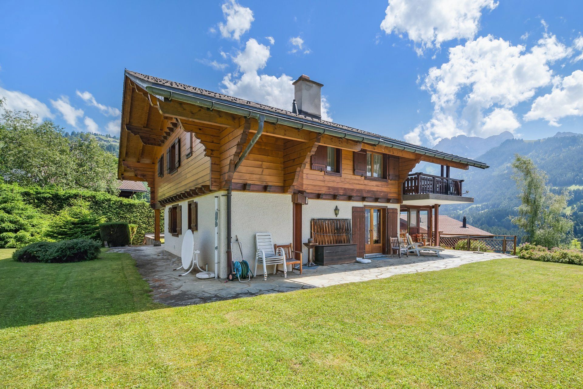 Spacieux chalet familial, salle de billard, carnotzet, vue panoramique