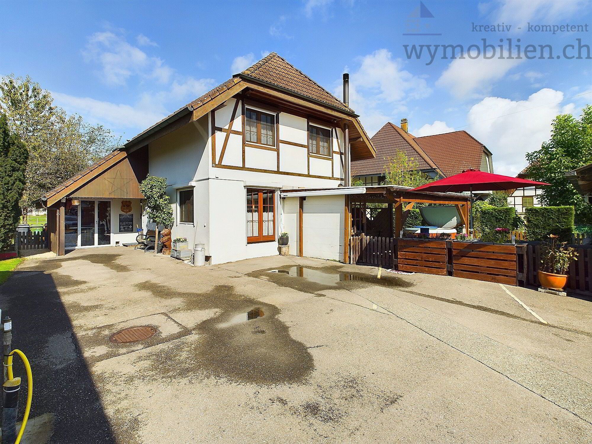 Einfamilienhaus mitten in der Dorfidylle (Gemeinde Fraubrunnen)