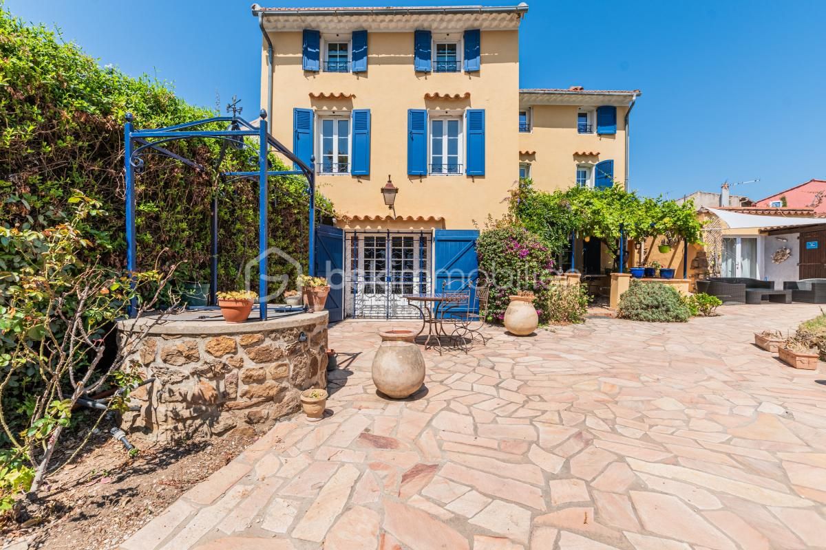 Le charme Provençal incarné pour cette superbe maison familiale à Six-Fours-Les-Plages