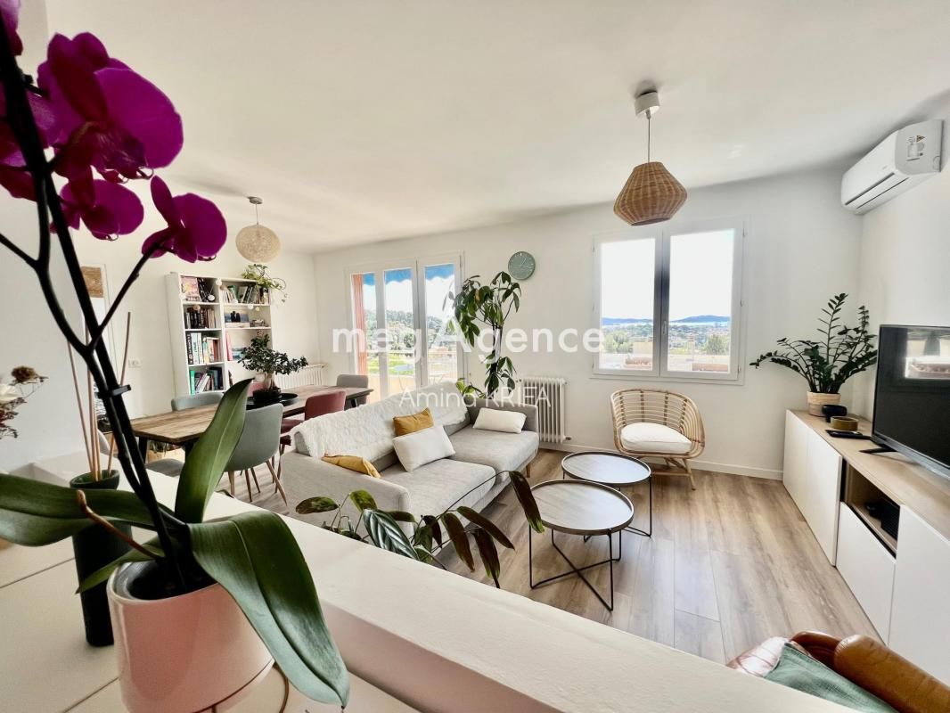 Sublime appartement avec une vue mer aux 4 Chemins Des Routes