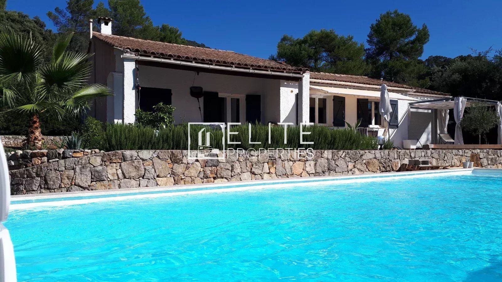 MAISON 5 PIECES 120M² + PISCINE LE TIGNET