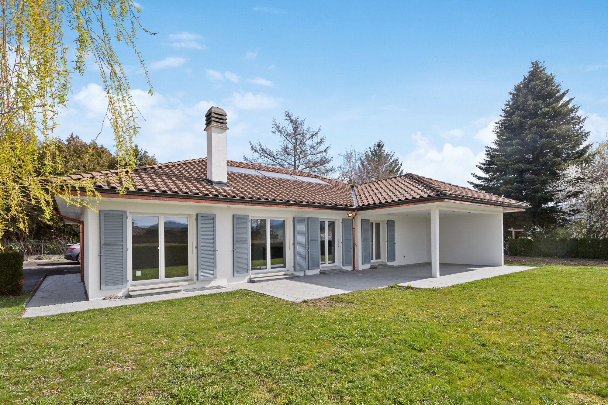 Magnifique maison de 2 logements à 15 minutes de Fribourg