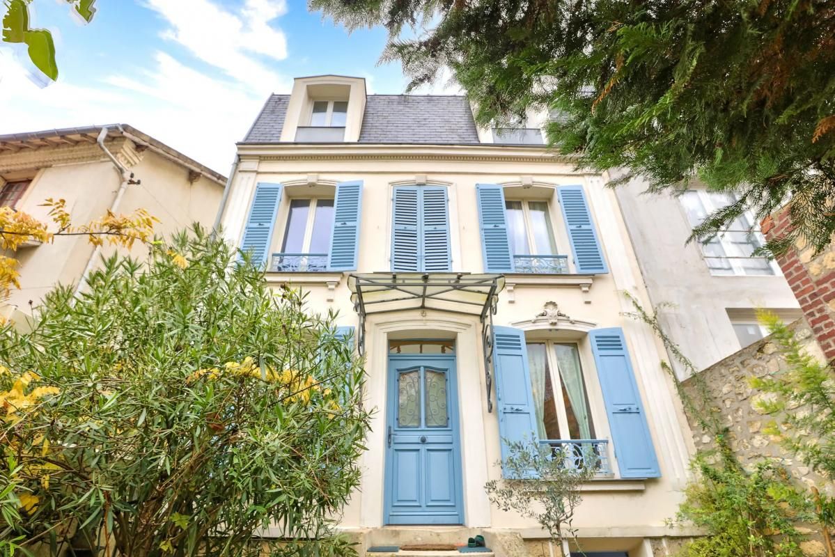 Maison 5 pièces de 145m2 avec jardin en vente à Villeneuve-la-Garenne - Idéal pour les familles