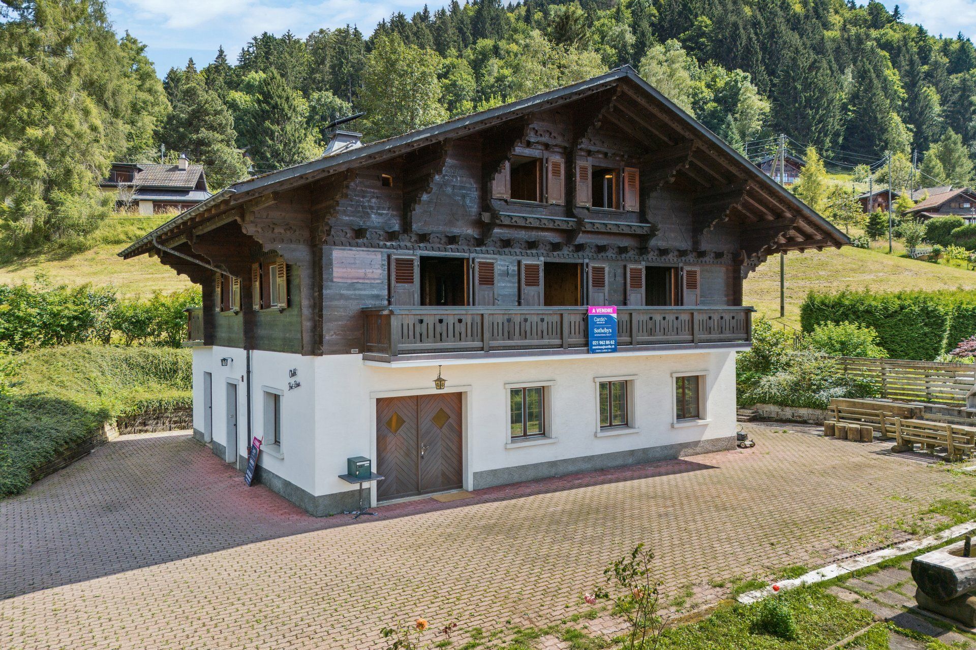 VALLON DE VILLARD beau chalet de qualité avec grand atelier