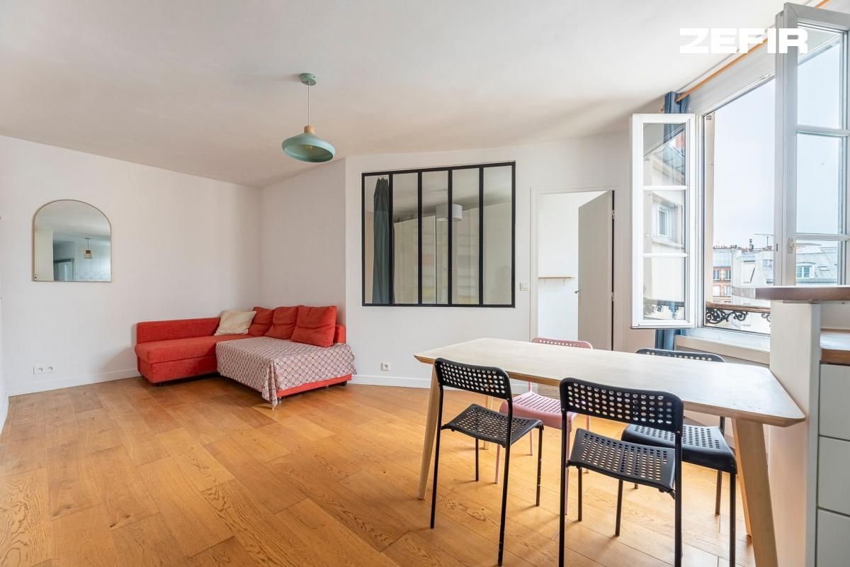 Appartement 2 pièces de 42m2 en vente à Paris 18ème arrondissement - Idéal pour premier investissement